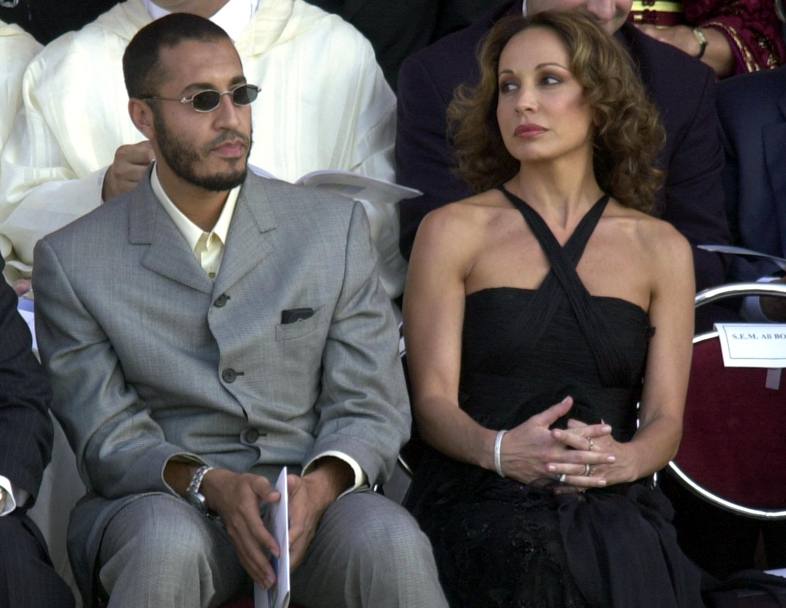 Raba. Saadi Gheddafi con un&#39;accompagnatrice, alle nozze del re del Marocco (Epa)